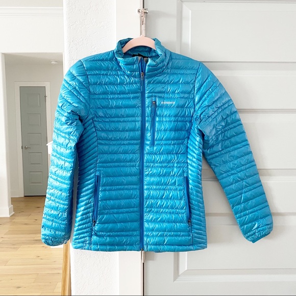 Patagonia Ultralight Down Puffer Jacket - Picture 2 of 6